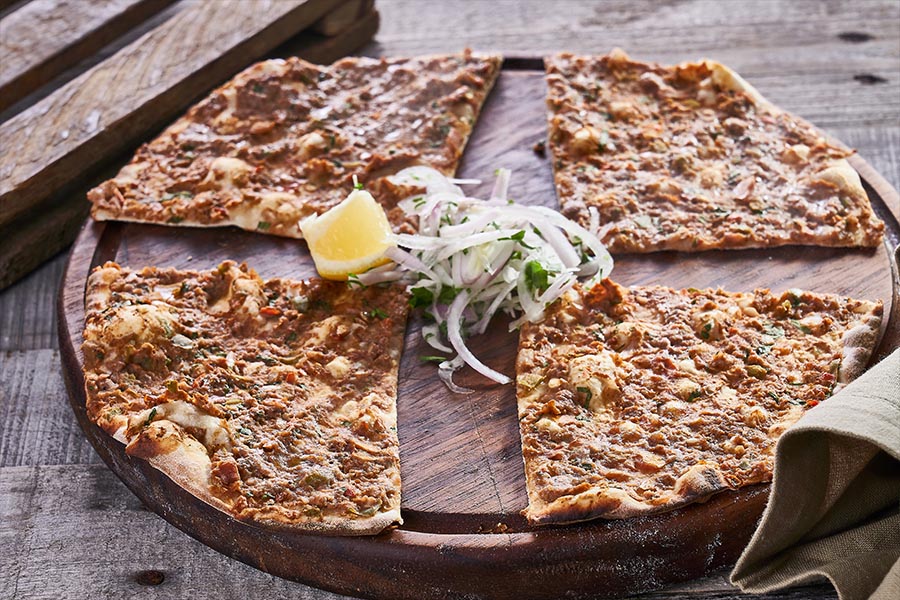 Lahmajeen Medium
